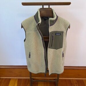 Patagonia “Classic” Pile_ Pile Sherpa Vest Medium STY23048FA18 PLCN